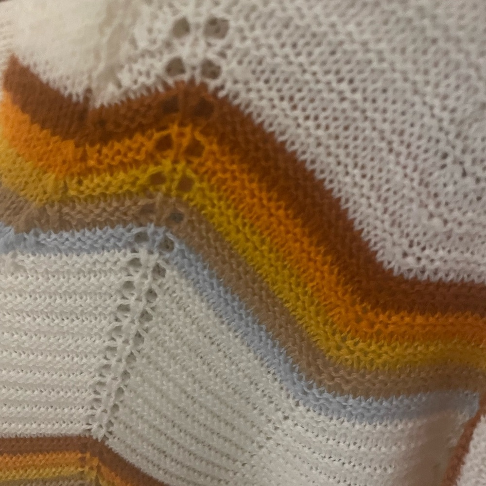 V-Neck Chevron Knit Sweater - White, Orange, Yellow - Picture 4 of 4